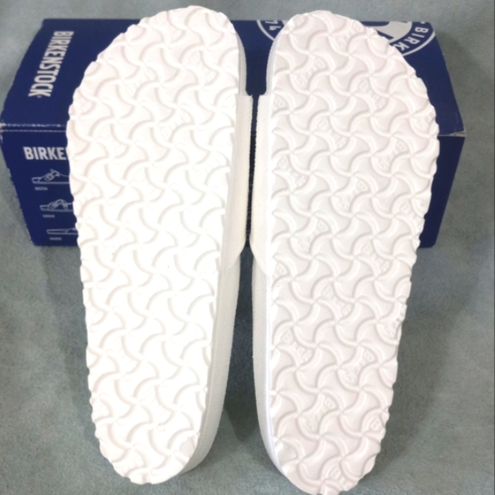 BIRKENSTOCK Men's Sandals Size 42 Color White.  New in box. - Picture 7 of 10